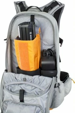 Evoc - Sac à Dos FR Enduro E-Ride 16 10 Evoc - Sac à Dos FR Enduro E-Ride 16 -Accessoires Vélo Soldes evoc fr enduro e ride 16 2 3840x2160