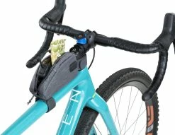 Evoc - Sacoche De Bike Packing Pour Tube Supérieur 0,5 L -Accessoires Vélo Soldes evoc sacoche bike packing tube superieur 500 ml montee ouverte 3840x2160