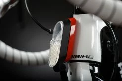 Haibike - EHeadlight - éclairage Avant LED 60 Lux -Accessoires Vélo Soldes haibike eheadlight eclairage avant led 60 lux cadre blanc 3840x2160