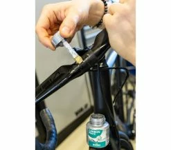 Motorex - Carbon Paste - Pâte De Montage -Accessoires Vélo Soldes motorex carbon paste pate de montage 2 3840x2160