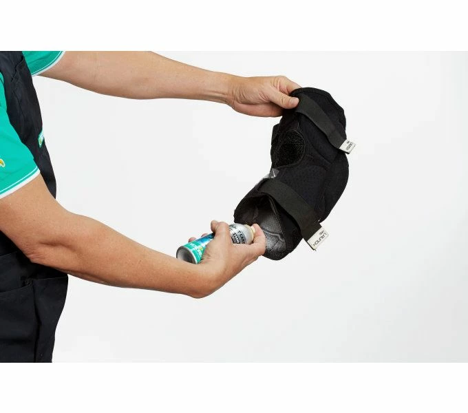 Motorex - Helmet Care Spray - Mousse Nettoyante Pour Casque Vélo 5 Motorex - Helmet Care Spray - Mousse Nettoyante Pour Casque Vélo – Image 3