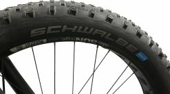 Schwalbe - Pneu Jumbo Jim 26" à Tringle Souple Snakeskin Addix Speedgrip 7 Schwalbe - Pneu Jumbo Jim 26" à Tringle Souple Snakeskin Addix Speedgrip -Accessoires Vélo Soldes schwalbe pneu jumbo jim 26 pouces snakeskin 3840x2160
