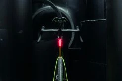 Supernova - Feu Arrière TL3 PRO Avec Feu Stop Et Signal De Freinage D'urgence 8 Supernova - Feu Arrière TL3 PRO Avec Feu Stop Et Signal De Freinage D'urgence -Accessoires Vélo Soldes supernova feu arriere tl3 pro 2 3840x2160